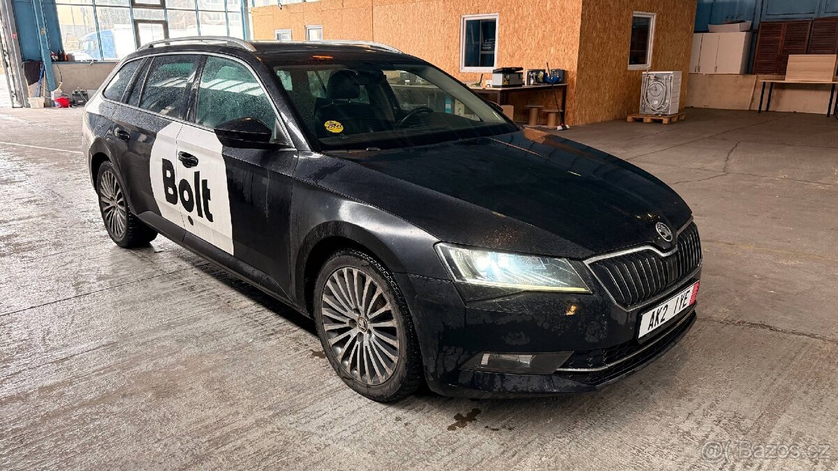 Skoda superb 3 iii 2017 nahradni dily combi - 2