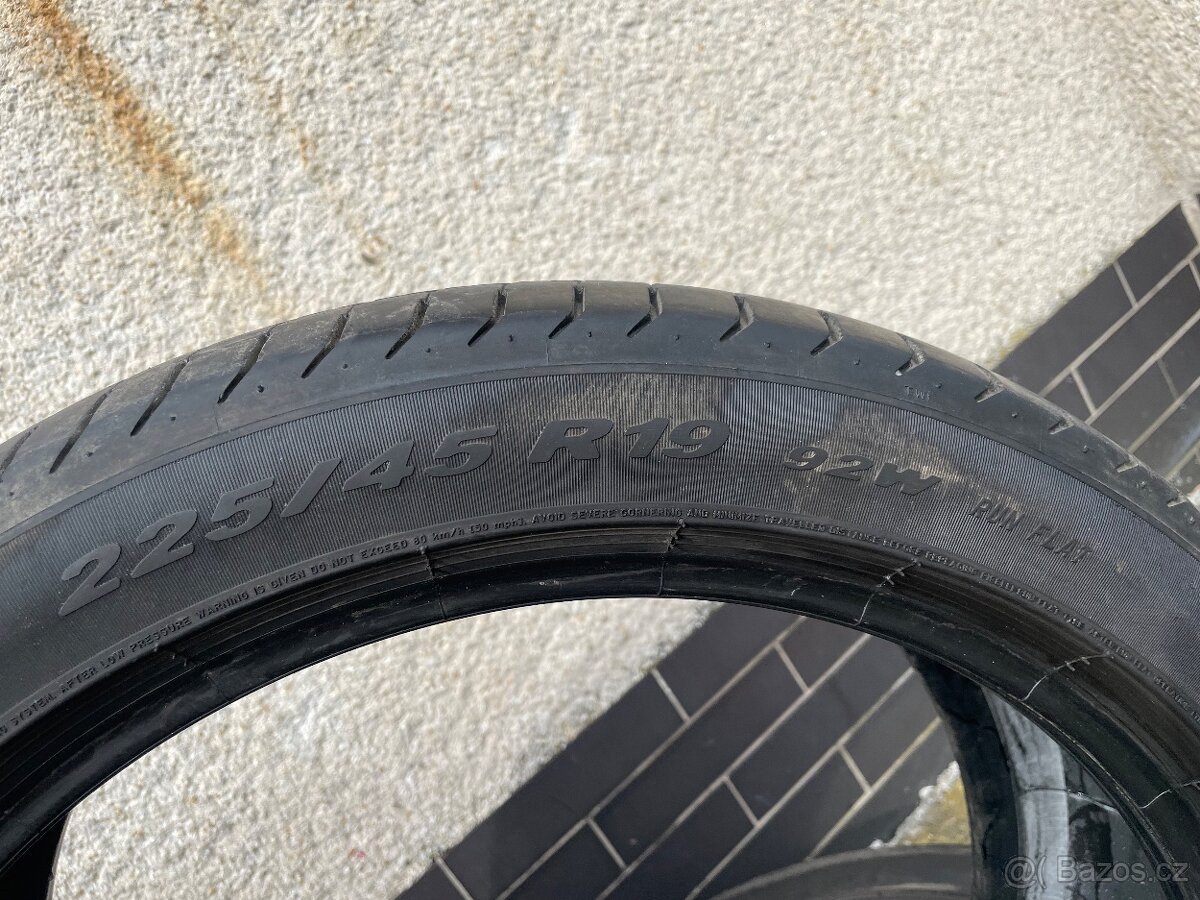 Letní pneu 225/45 r19 - 2
