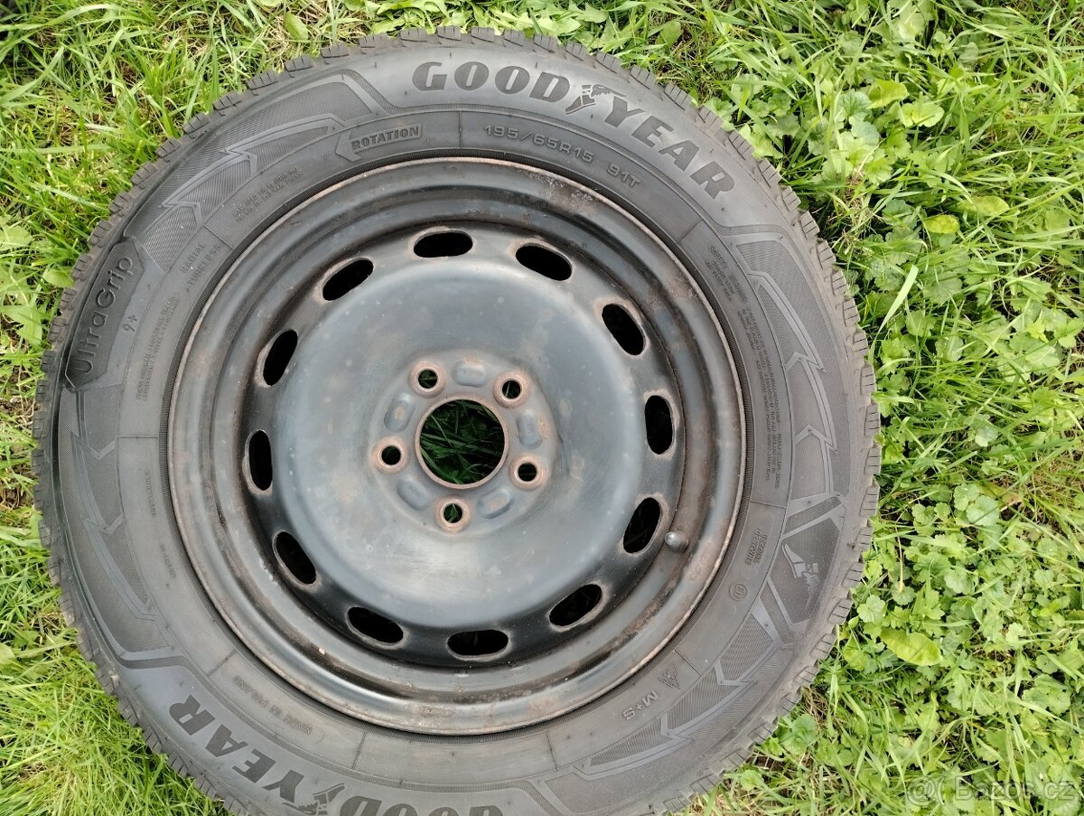 tyrpekljan@centrum.cz - 2