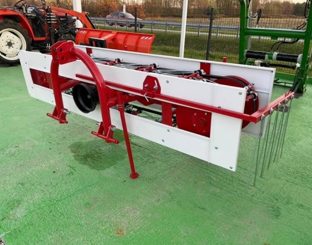 Pasový shrnovač sena za traktor - 2