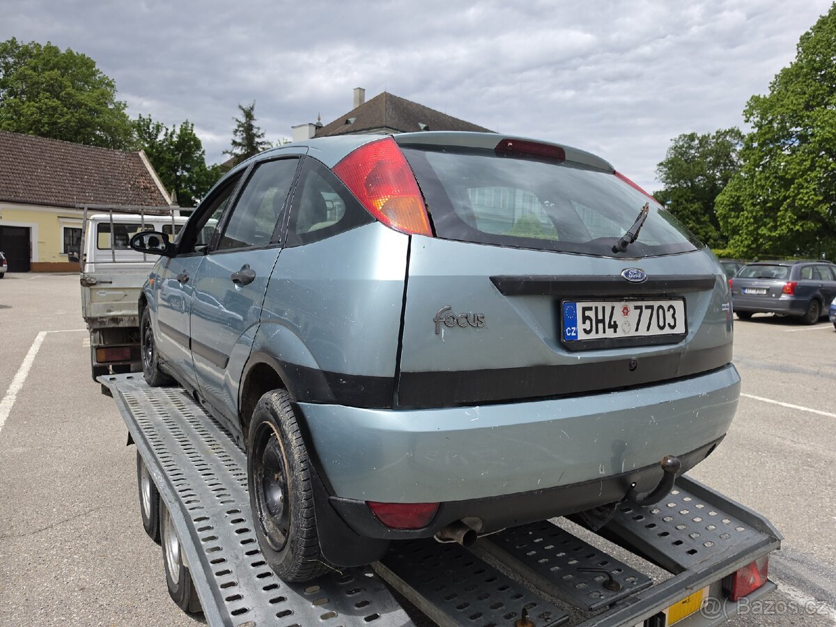 Ford Focus 1 1.6 benzin 74 kw - 2