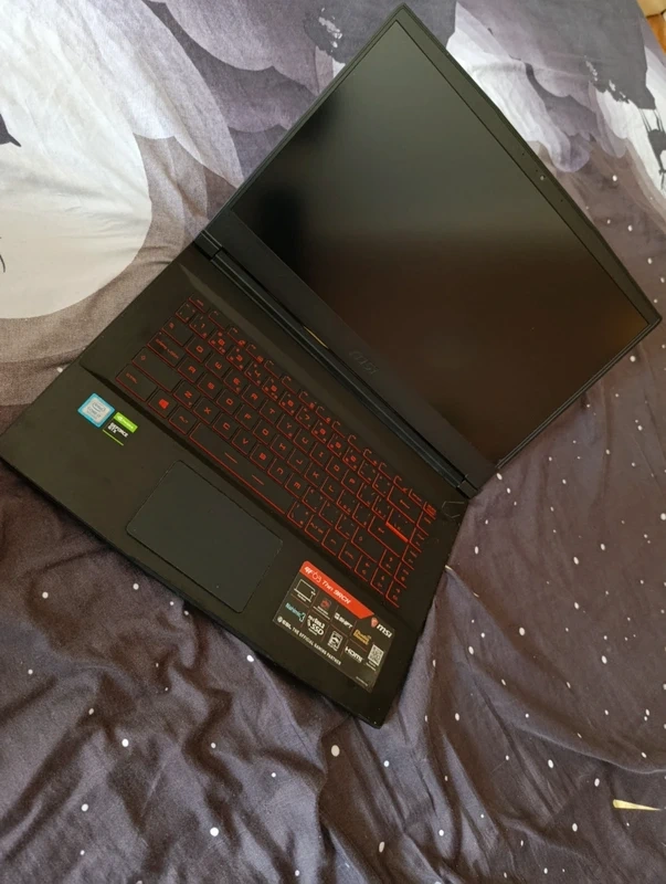 Herní notebook - MSI GF63 Thin 9RCX / i7-9750H / GTX 1050 Ti - 2