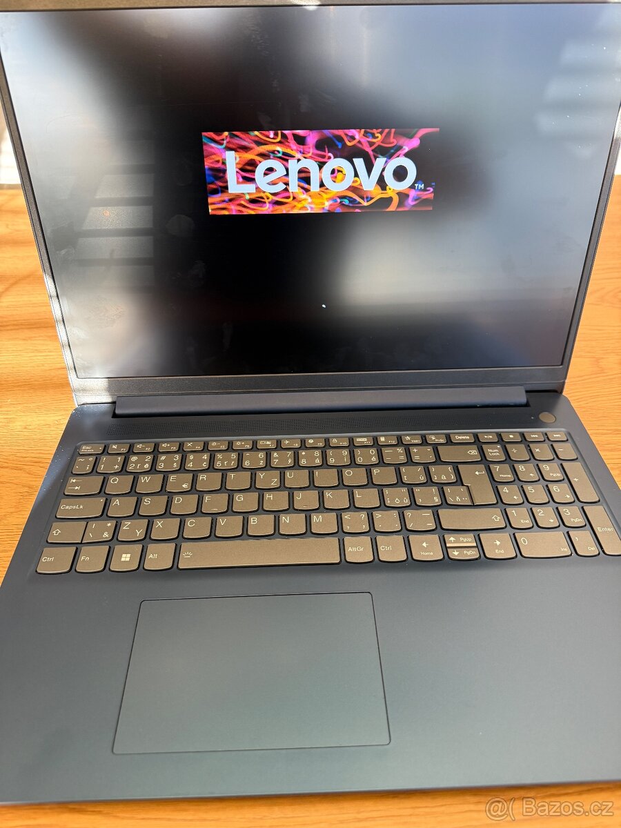 Notebook Lenovo IdeaPad Slim 3 - v záruce - 2