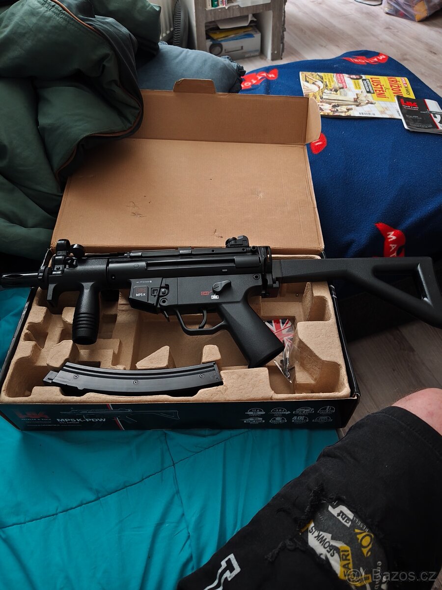 Vzduchovka na bombičky MP5 - 2