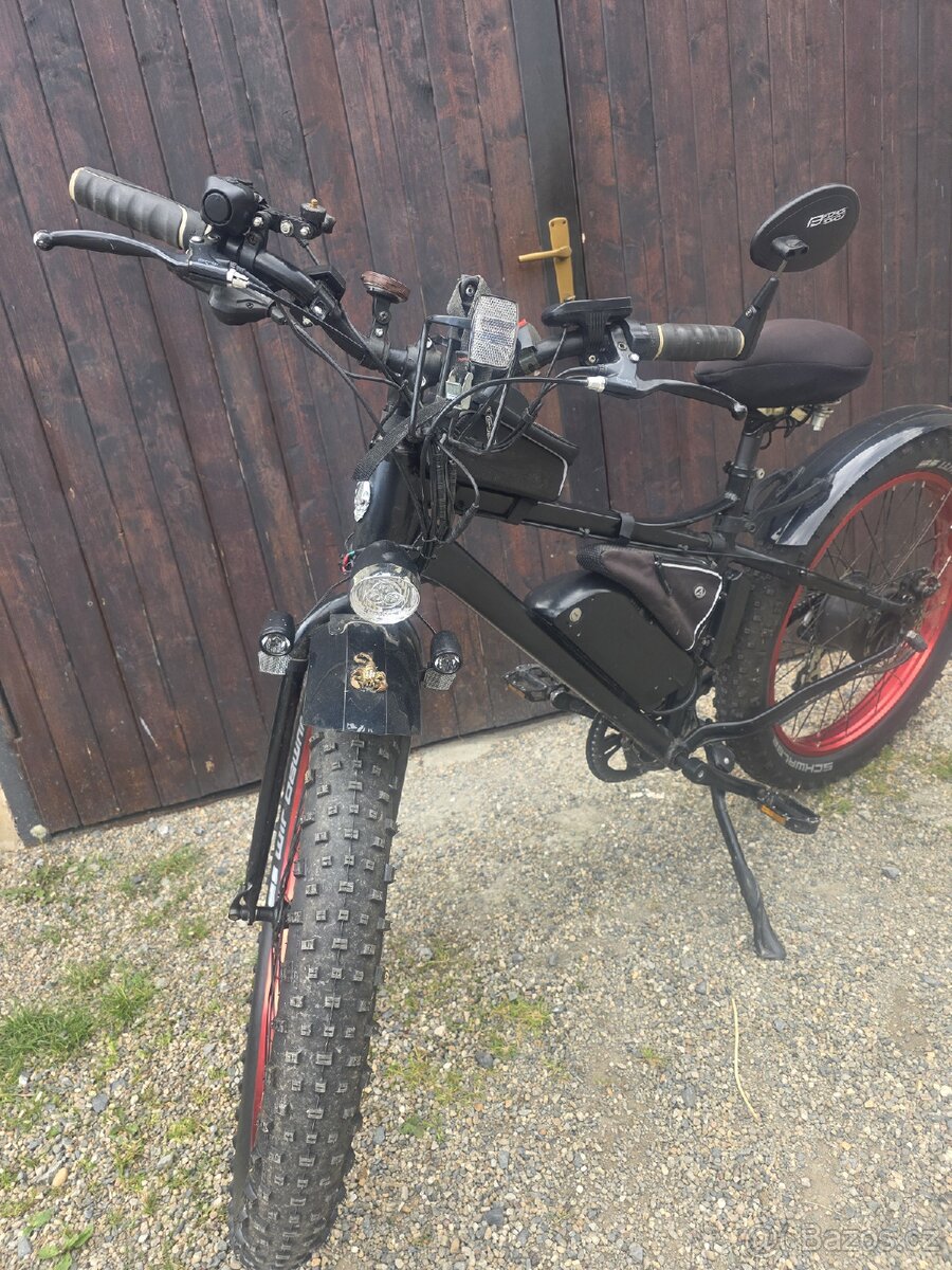 Prodám elektrokolo s nabíječkou. - 2