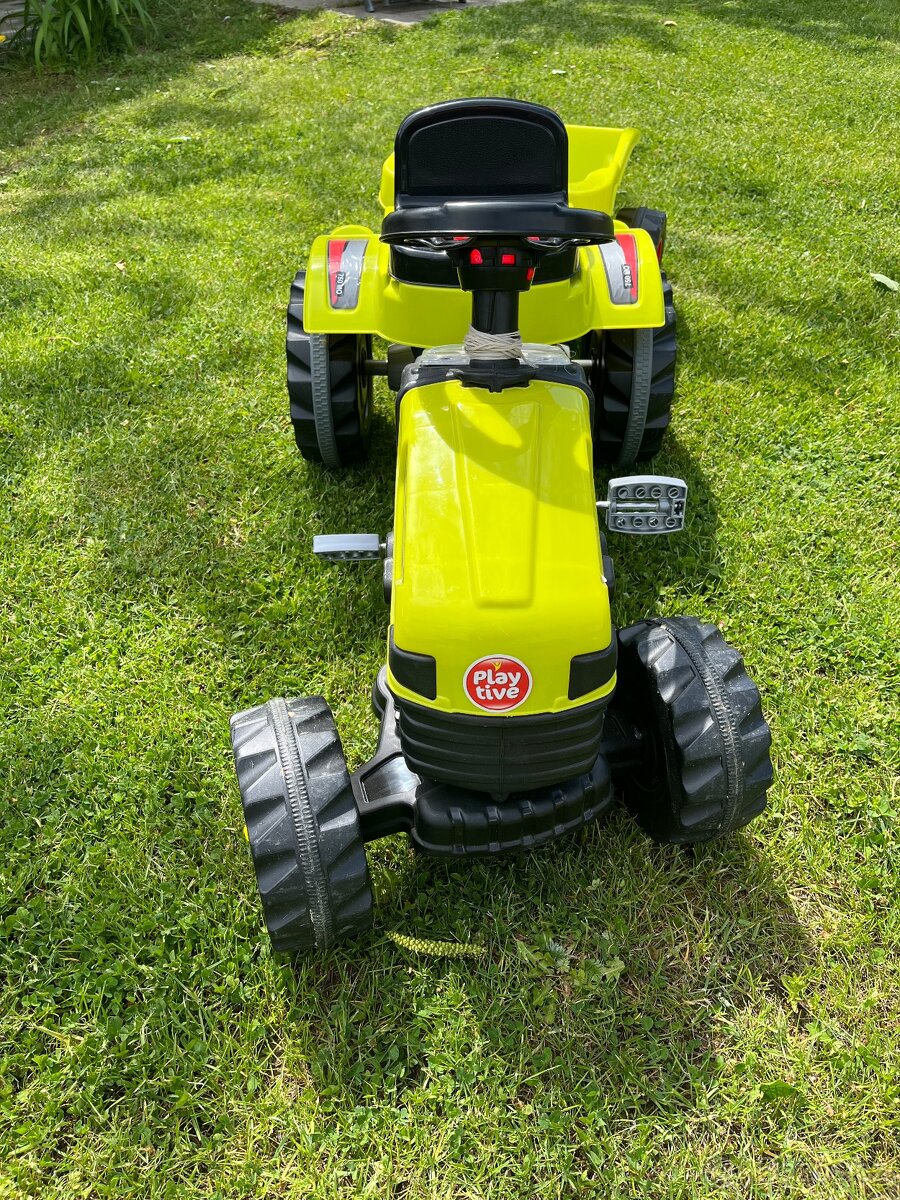 Traktor s vlečkou - 2