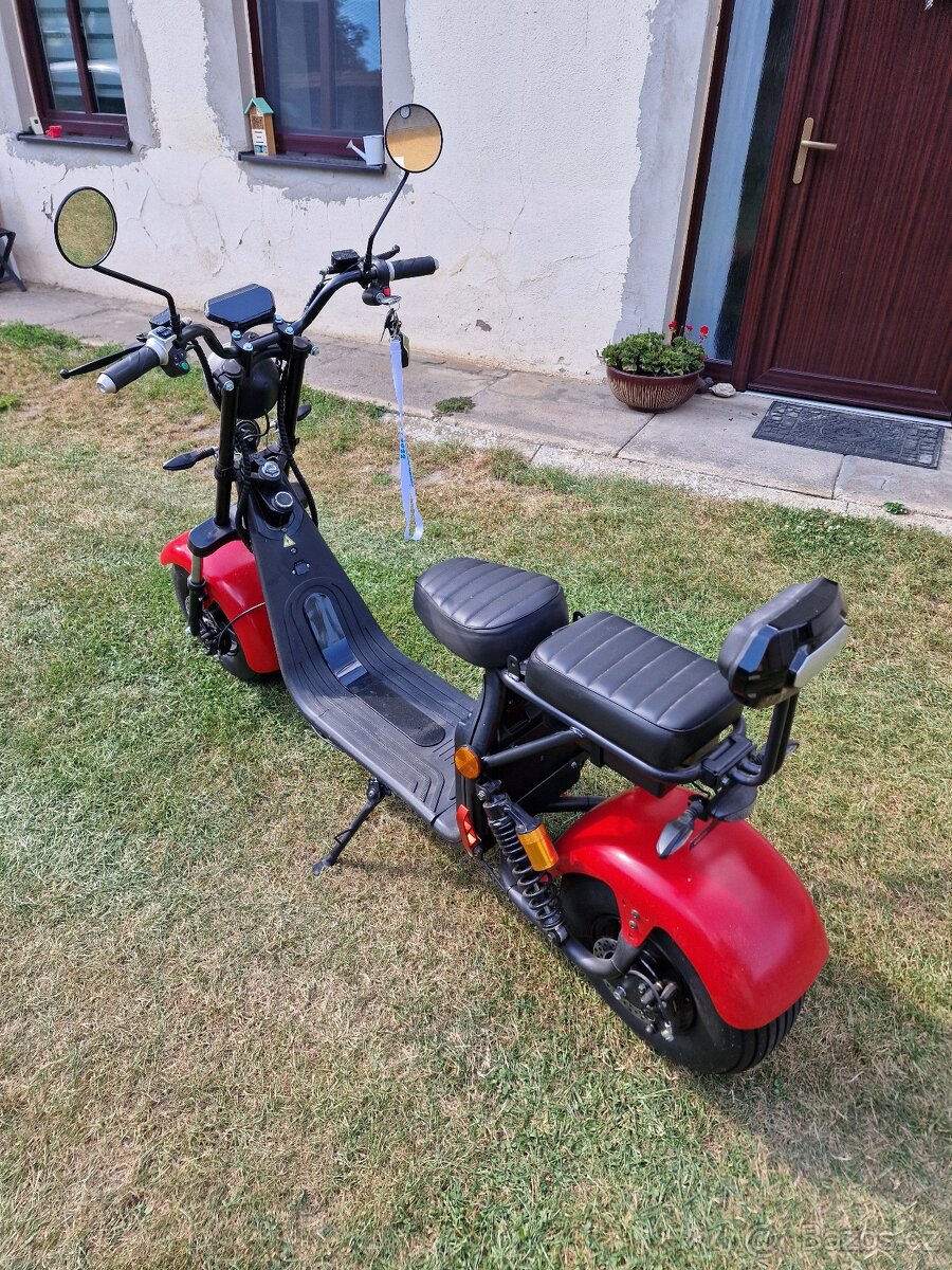 Leramotors Scooters C2 1500W - červená (nová 40km) - 2