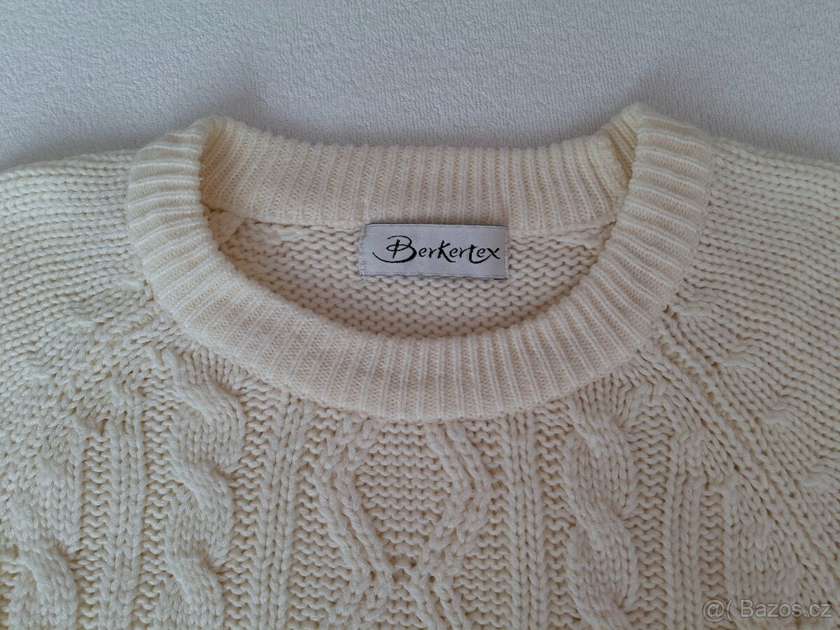 NOVÝ TEPLÝ SVETR - 2