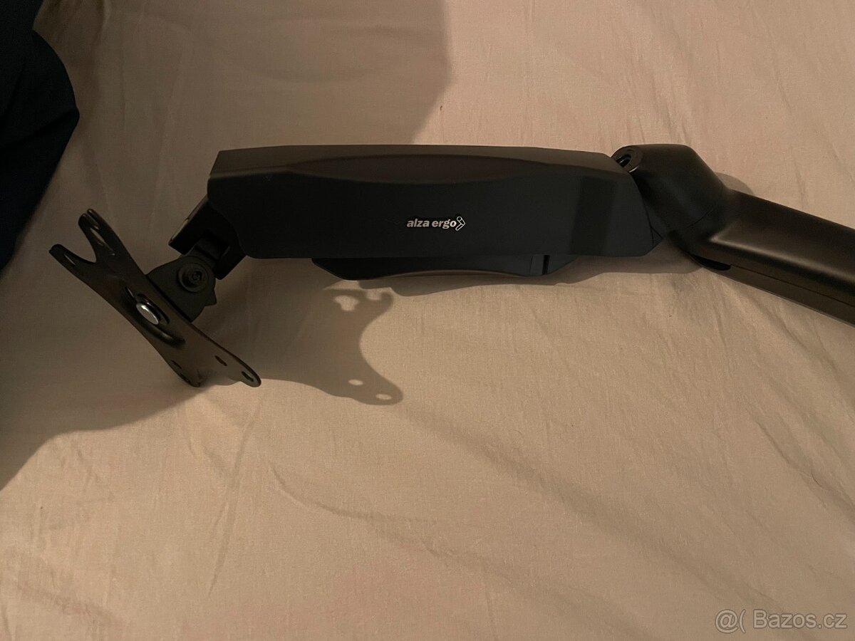 AlzaErgo Arm AR.1.1 - Držák na monitor - 2