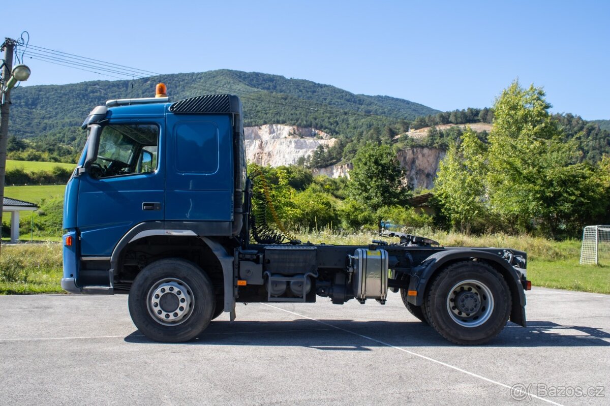 Volvo FM 44T ťahač 4x4 - 2
