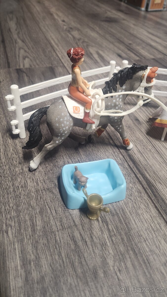 Schleich Horse club Mia voltižová jezdecká sada 42443 - 2