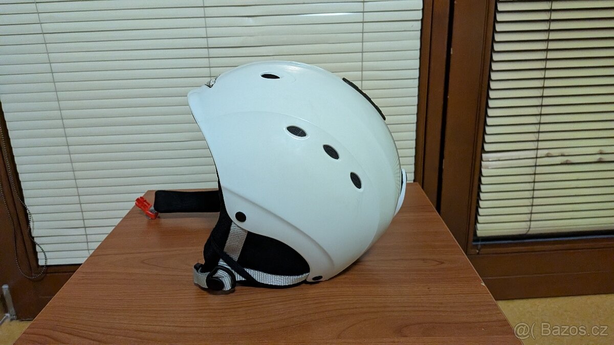 Dětská lyžařská helma - 2