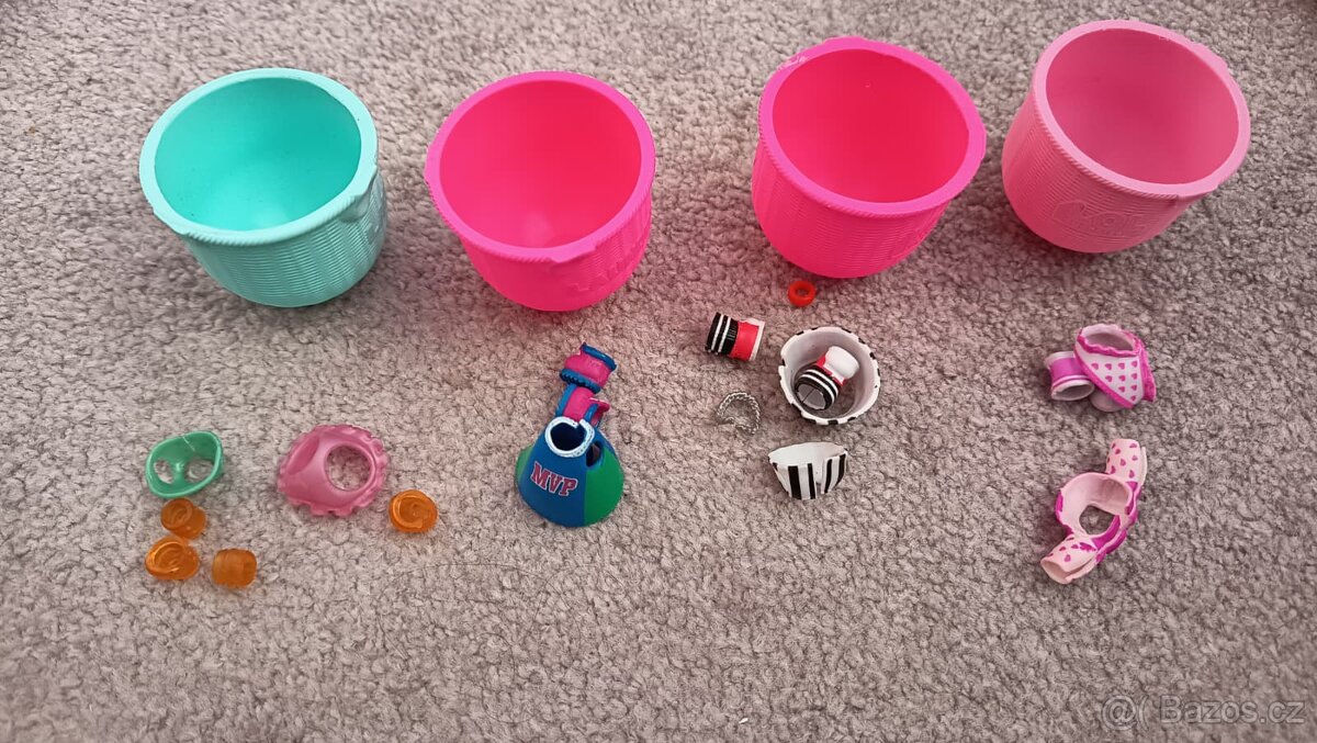 L.O.L. Surprise oblečení
Cena za set 200 (kus 50) - 2