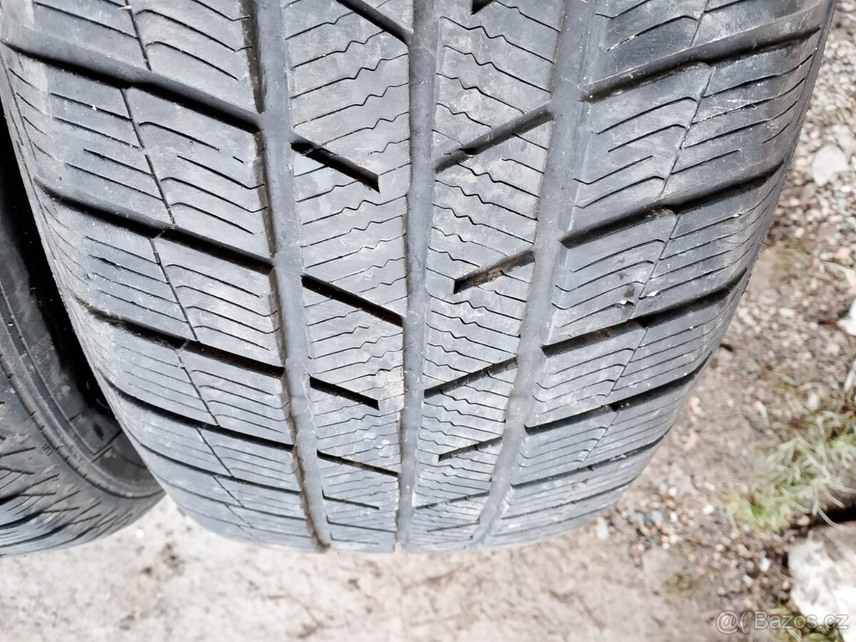 235/65/17 108v Barum - zimní pneu 2ks - 2