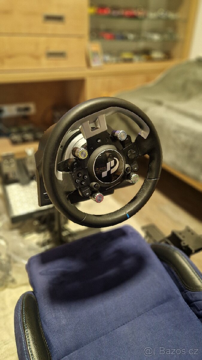 Závodní sedačka Redbull - 2