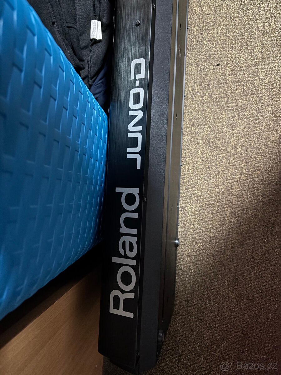 Roland Juno D Synt - 2