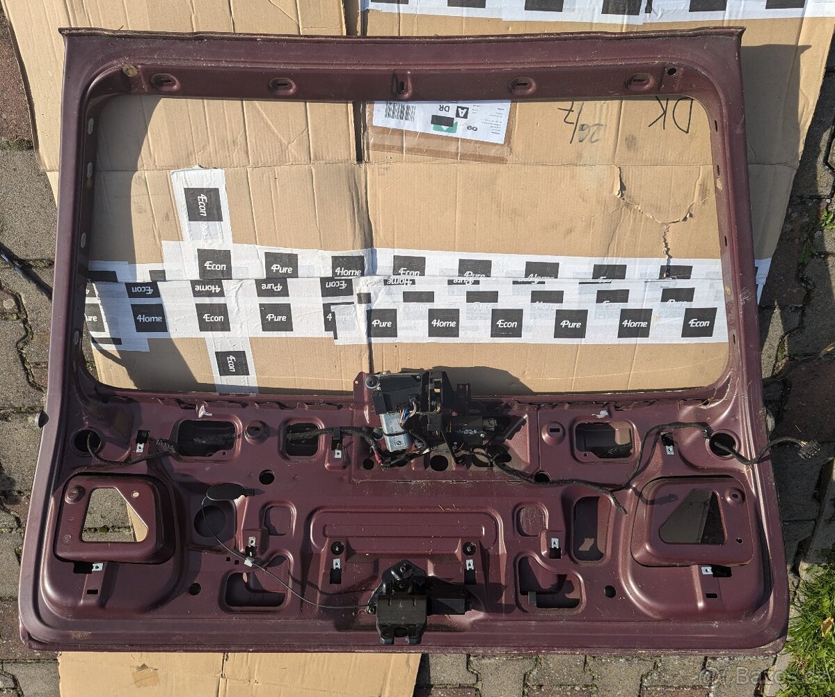 BMW E39 touring - kufrová vrata (5.dveře) - 2