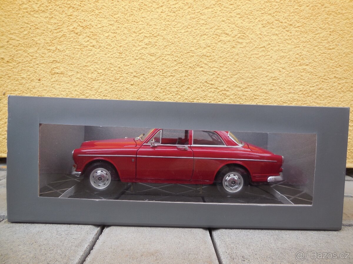 Volvo 121 Amazon - 1:18 Revell - 2