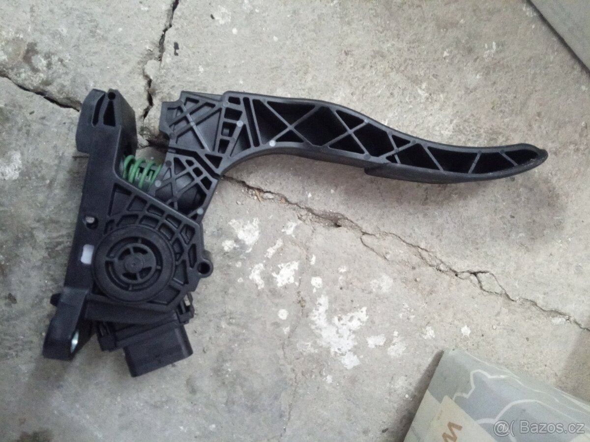 Náhradní díly Mercedes -Benz - 2