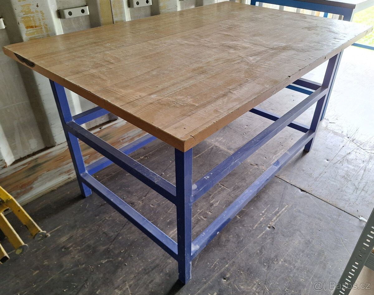 Dílenský pracovní stůl - 2
