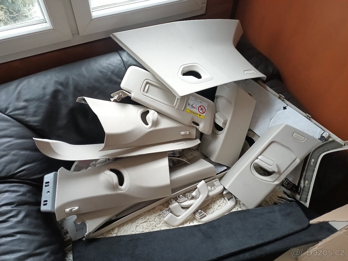 stropnice BMW X7 G07 - 2