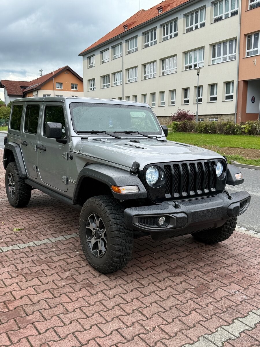 Jeep Wrangler Unlimited 2.0T 200kw—2019–automat—84.000km