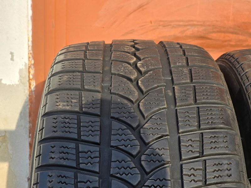 Zimní Ríken 225/40/18 XL - 2