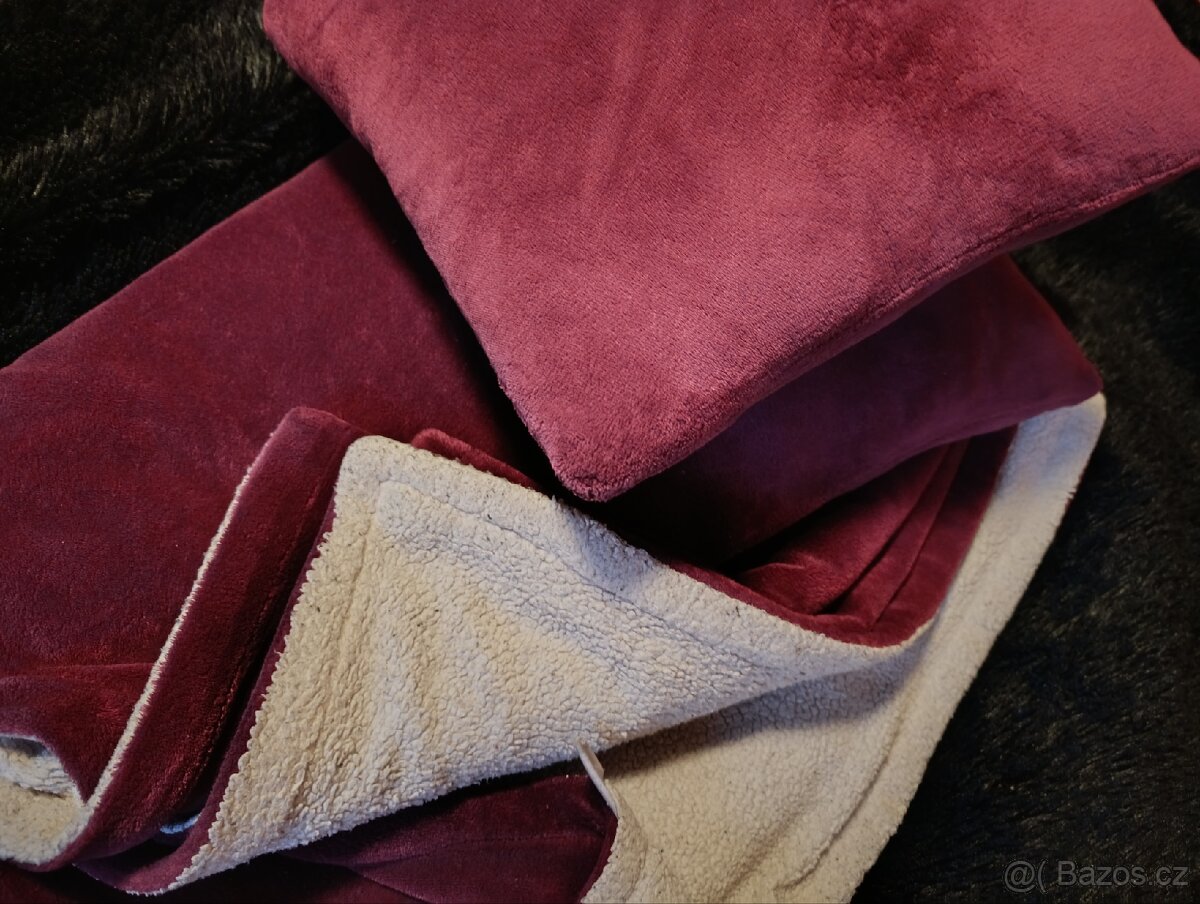 Deka a 2x polštář - 2