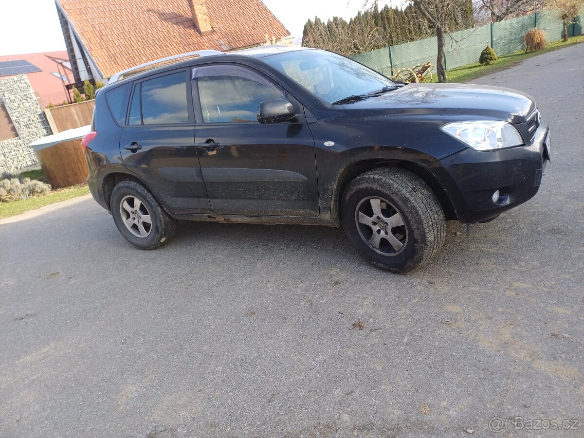 Prodám auto Toyota - 2