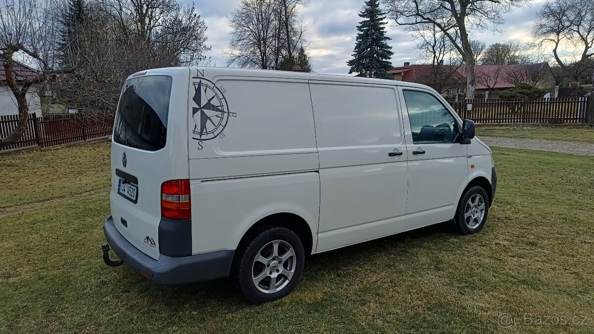 Volkswagen transporter T5 1.9 TDI camper - 2