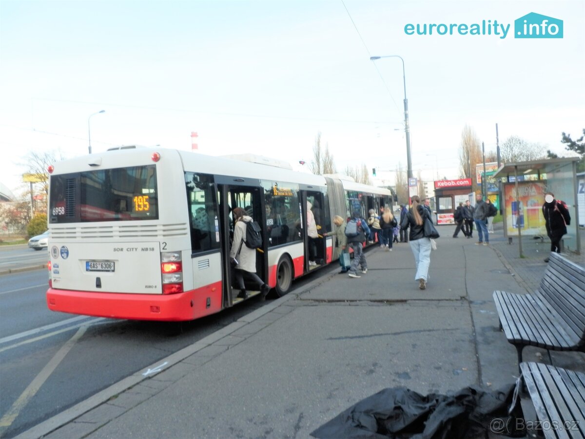Pronájem, stánek rychlého občerstvení, 10 m2, Praha 10 - 2
