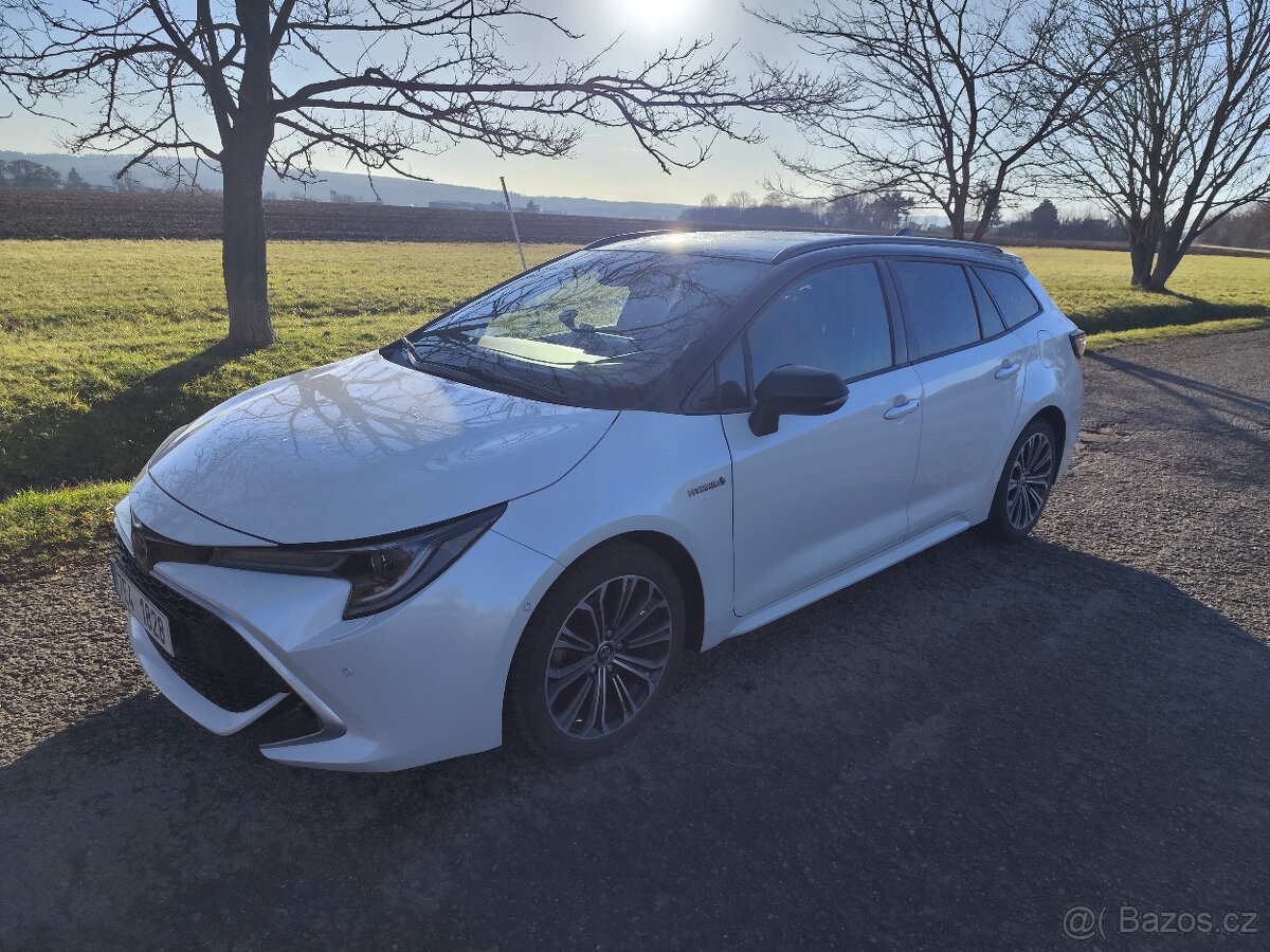 Toyta Corolla Hybrid Touring Sport - Sleva - 2