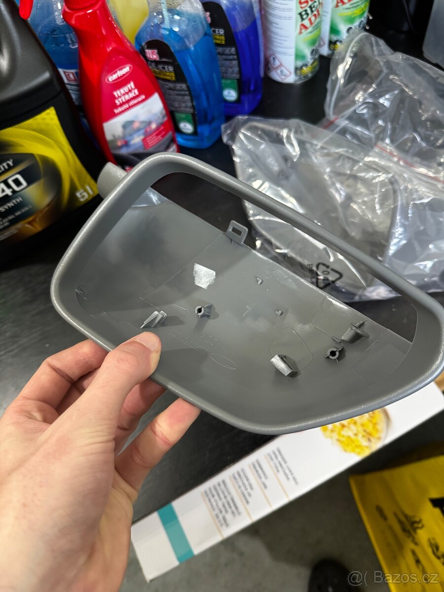 Krytky zrcátek - Škoda Octavia 2 před faceliftem - 2