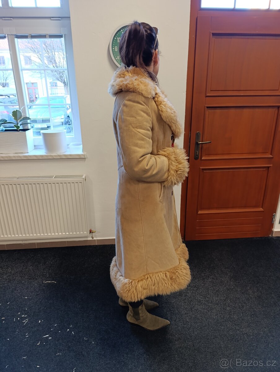 Dámský kožich, pravý beran. - 2