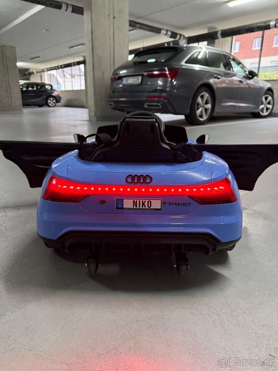 Dětské elektrické auto - 2