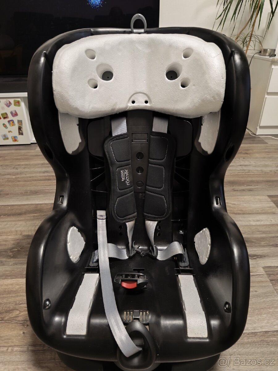 Autosedačka Britax Romer Trifix 2 i-size cosmos black - 2
