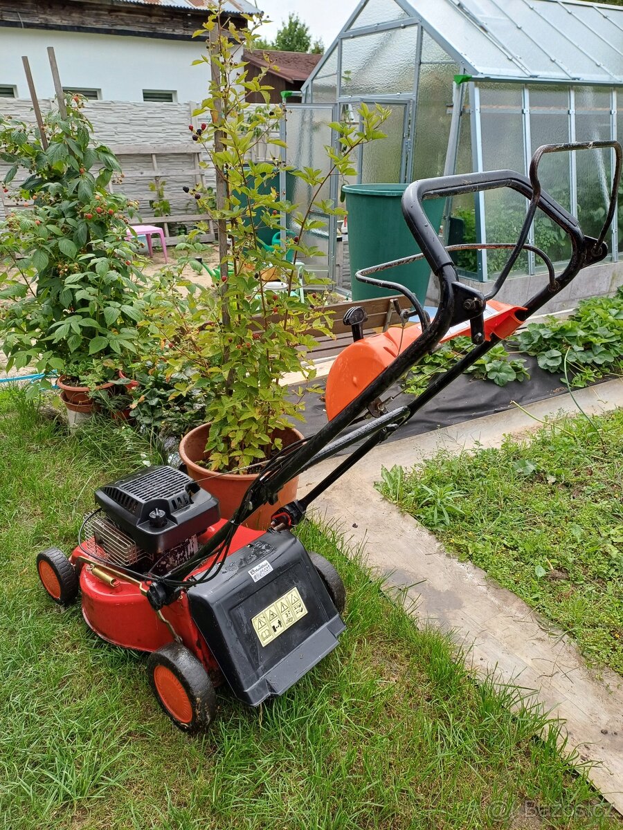 travní sekačka - 2