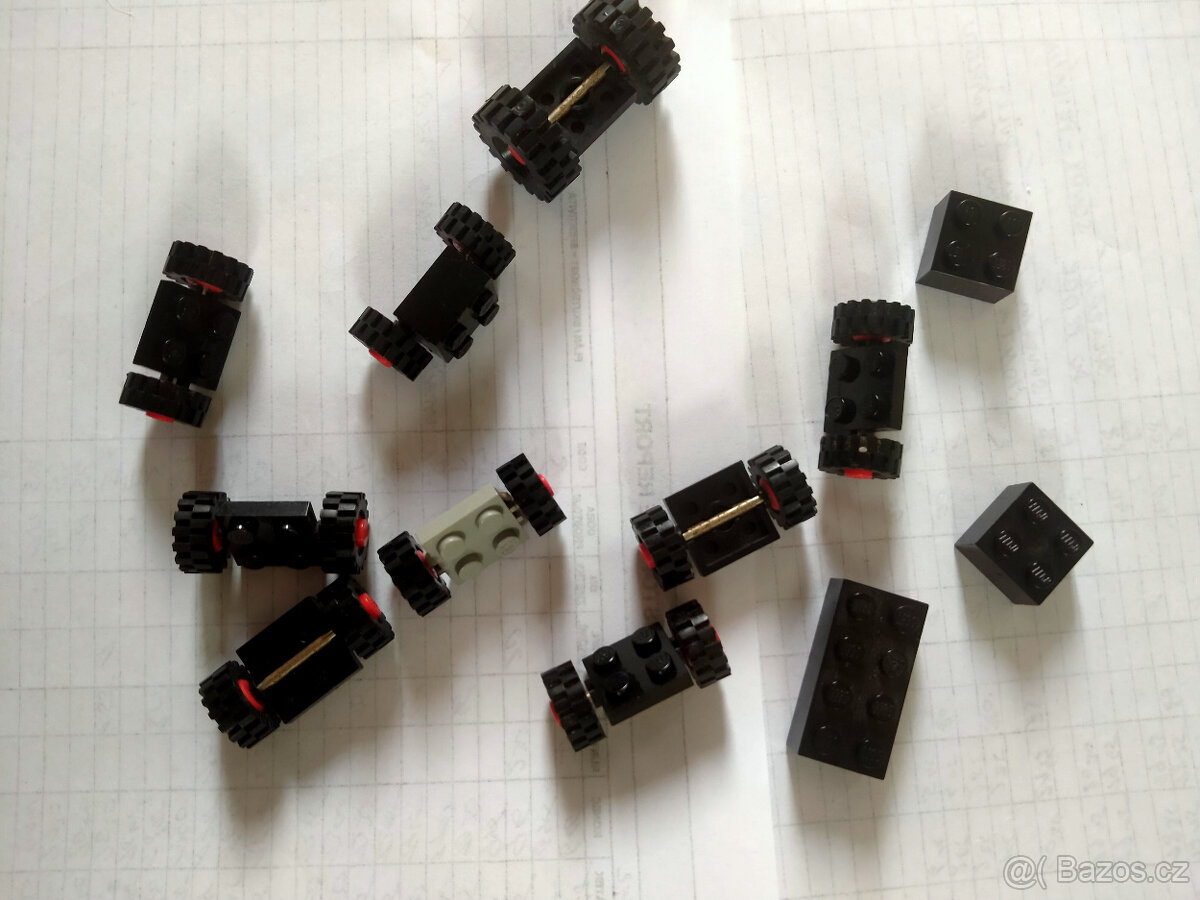 Lego různé kostičky atyp , s potisky - prostě vše .. - 2