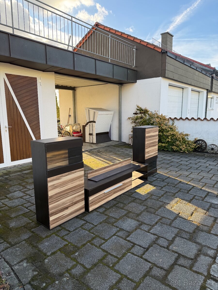 Obývací stěna - 2