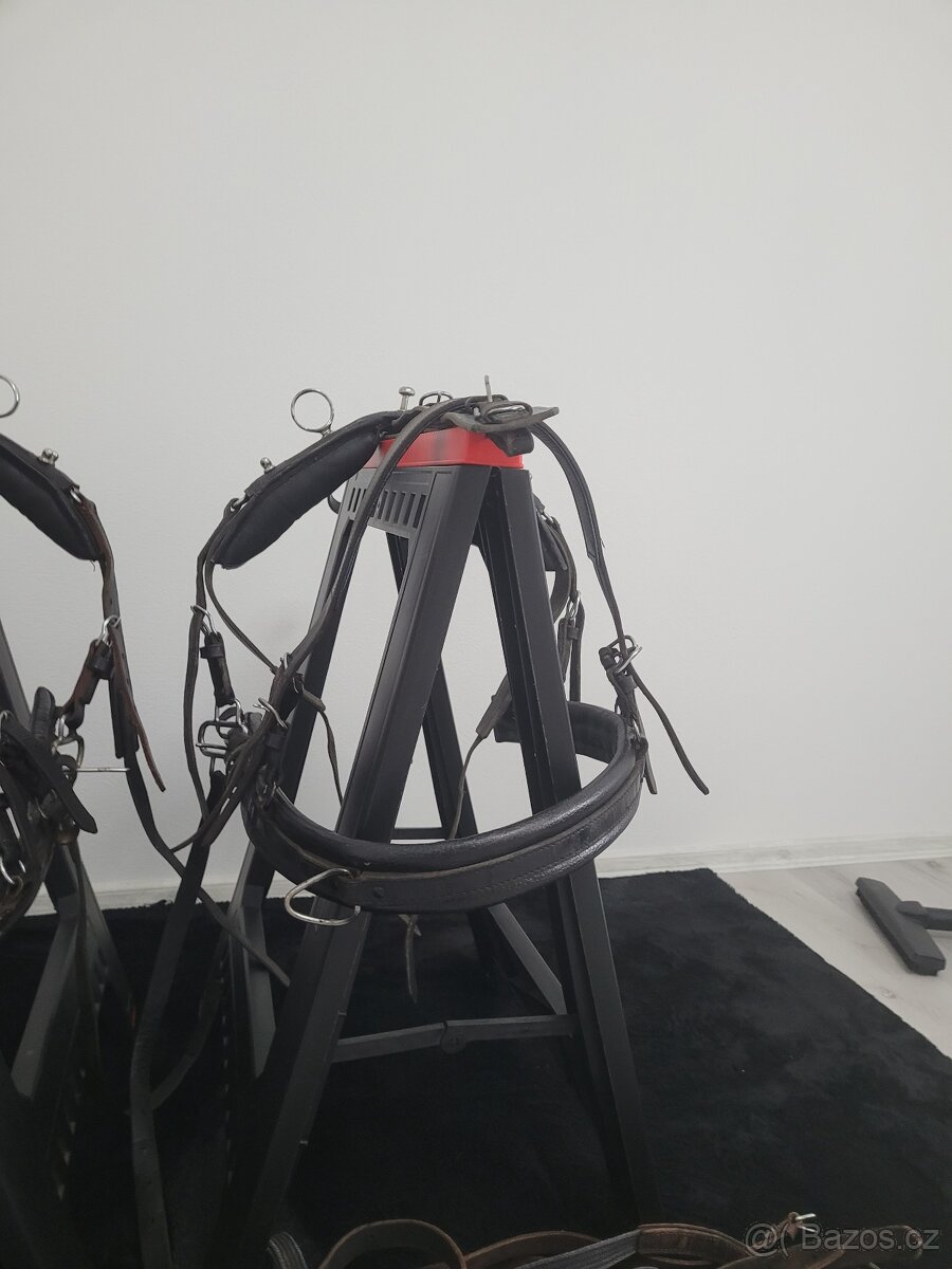 Postroj - 2
