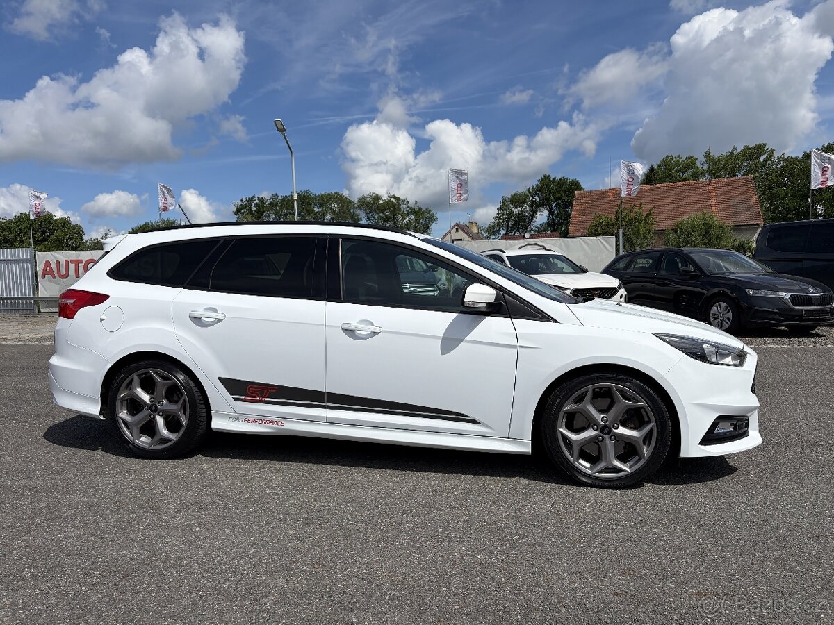 Ford Focus ST 2,0EB 184KW - 2