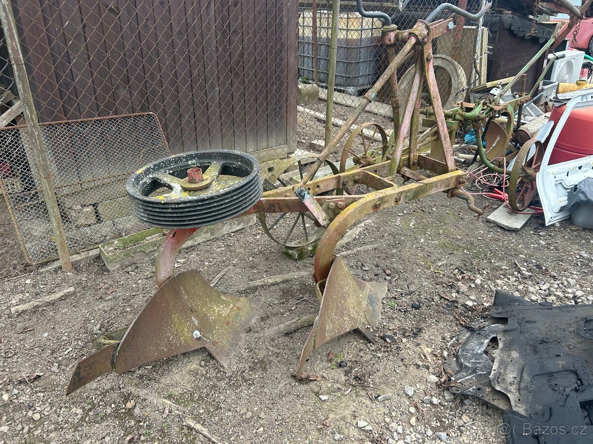 Prodám pluh za traktor - 2