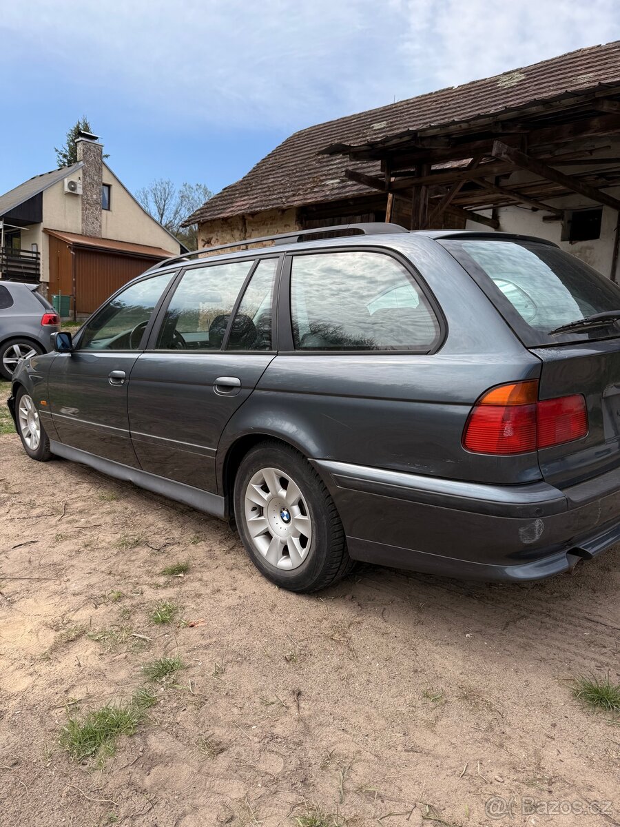 BMW E39 2.0 R6 - 2