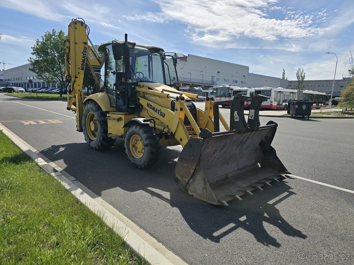 TRAKTORBAGR KOMATSU TYP WB 93 R-2 - 2