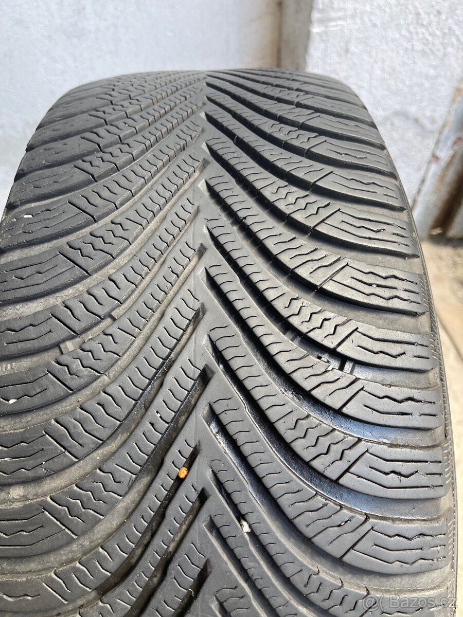 Zimní pneum 225/45/17 Michelin Alpin 5 - 2