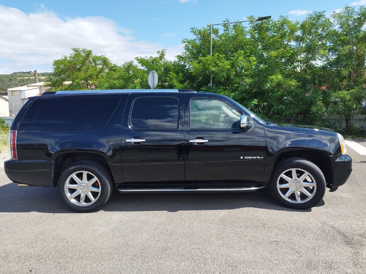 GMC Yukon Denali XL 6.2L-400ps TZ-3500kg 4x4