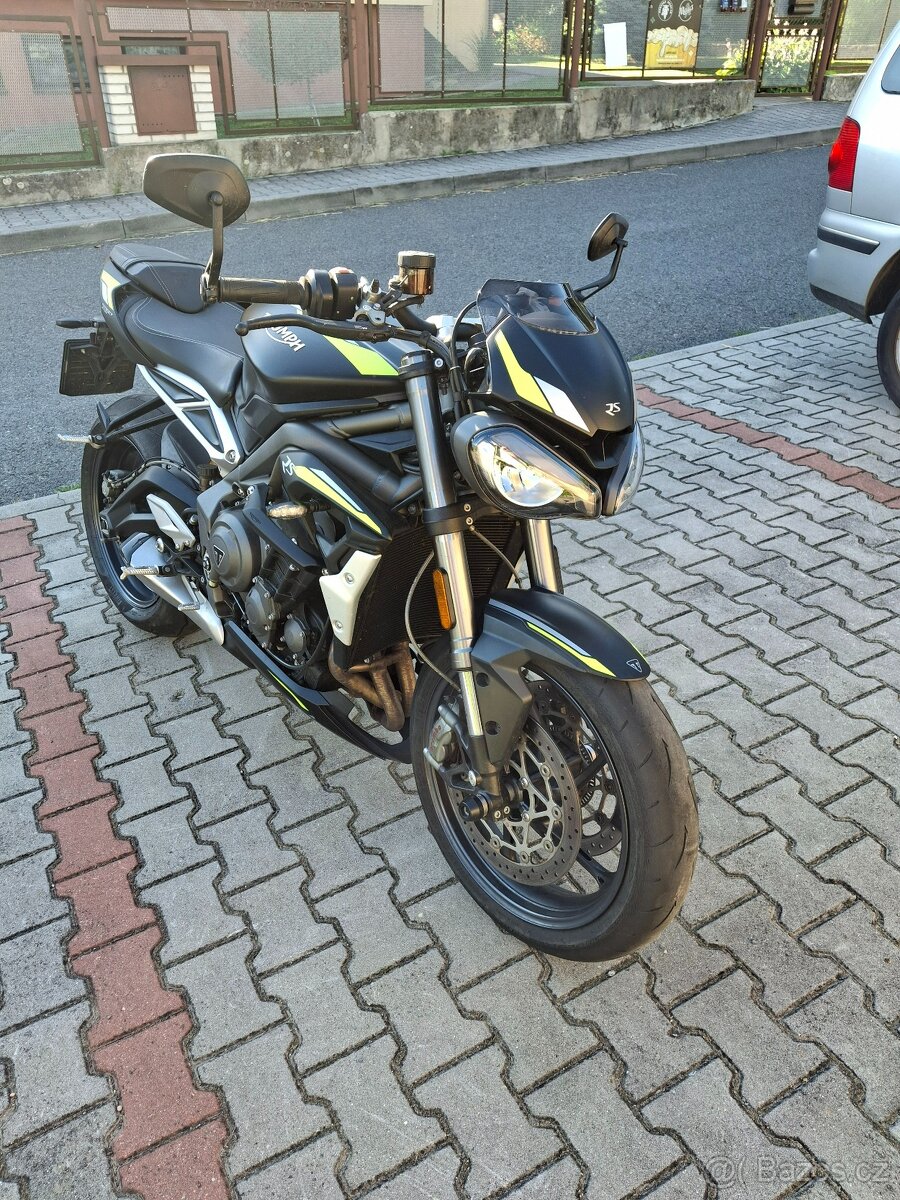 Triumph Street Triple 765 RS - 2