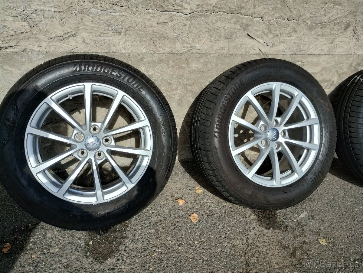Prodám Alu disky Audi 17" s pneu Bridgestone - 2