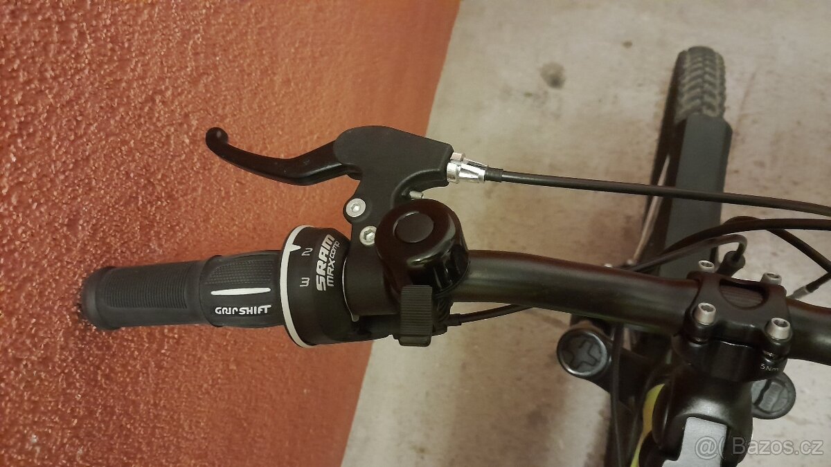 Dětské horské kolo Rockrider 24" - 2