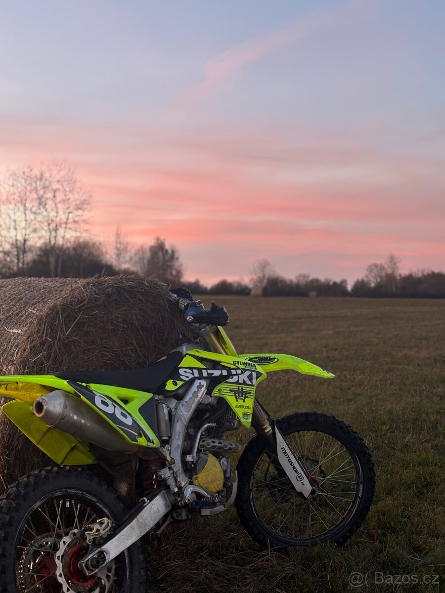 Suzuki rm250z - 2